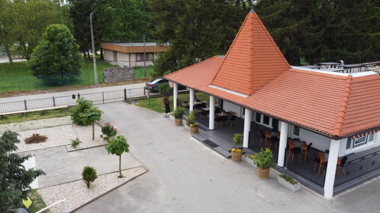 No Stress Panzio Hotel Harkány Zewnętrze zdjęcie