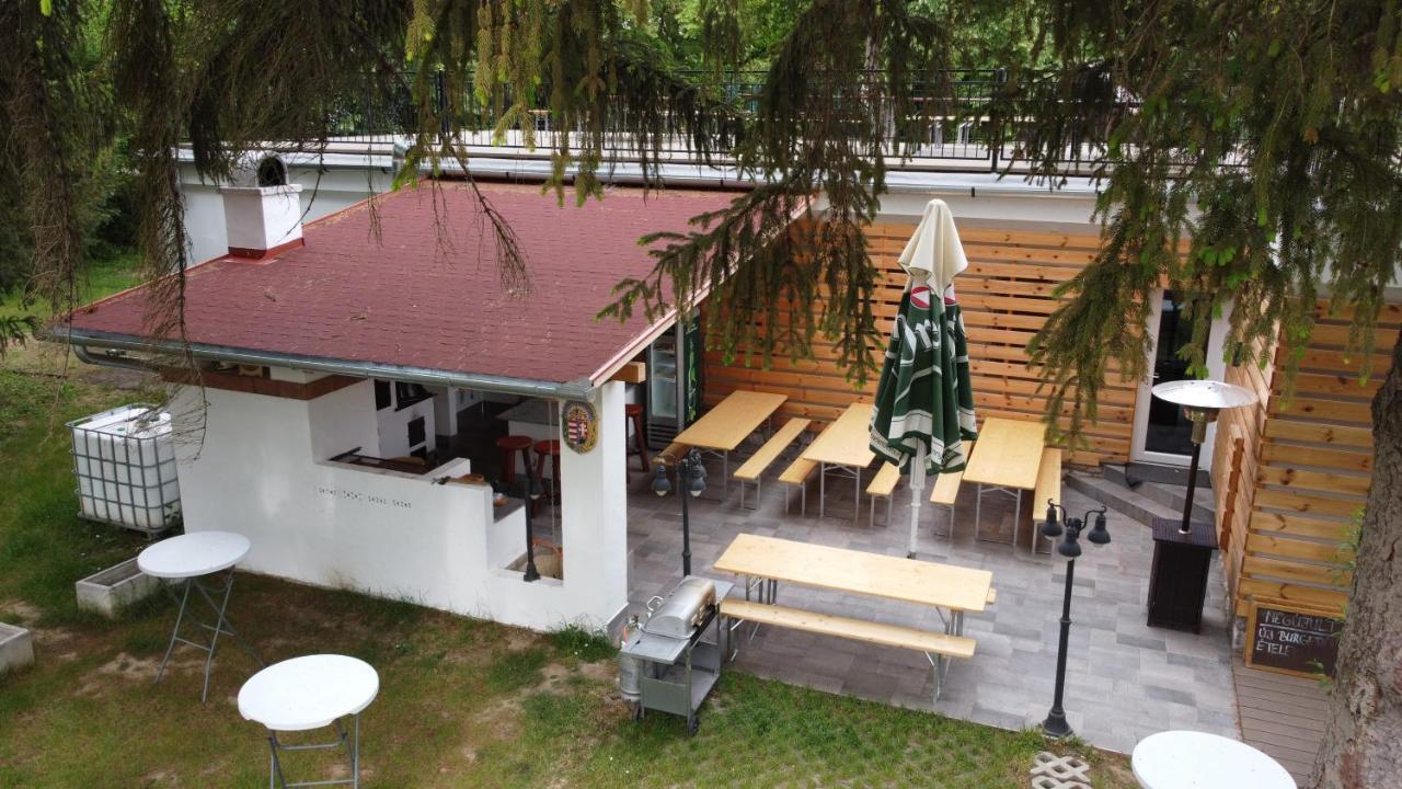 No Stress Panzio Hotel Harkány Zewnętrze zdjęcie